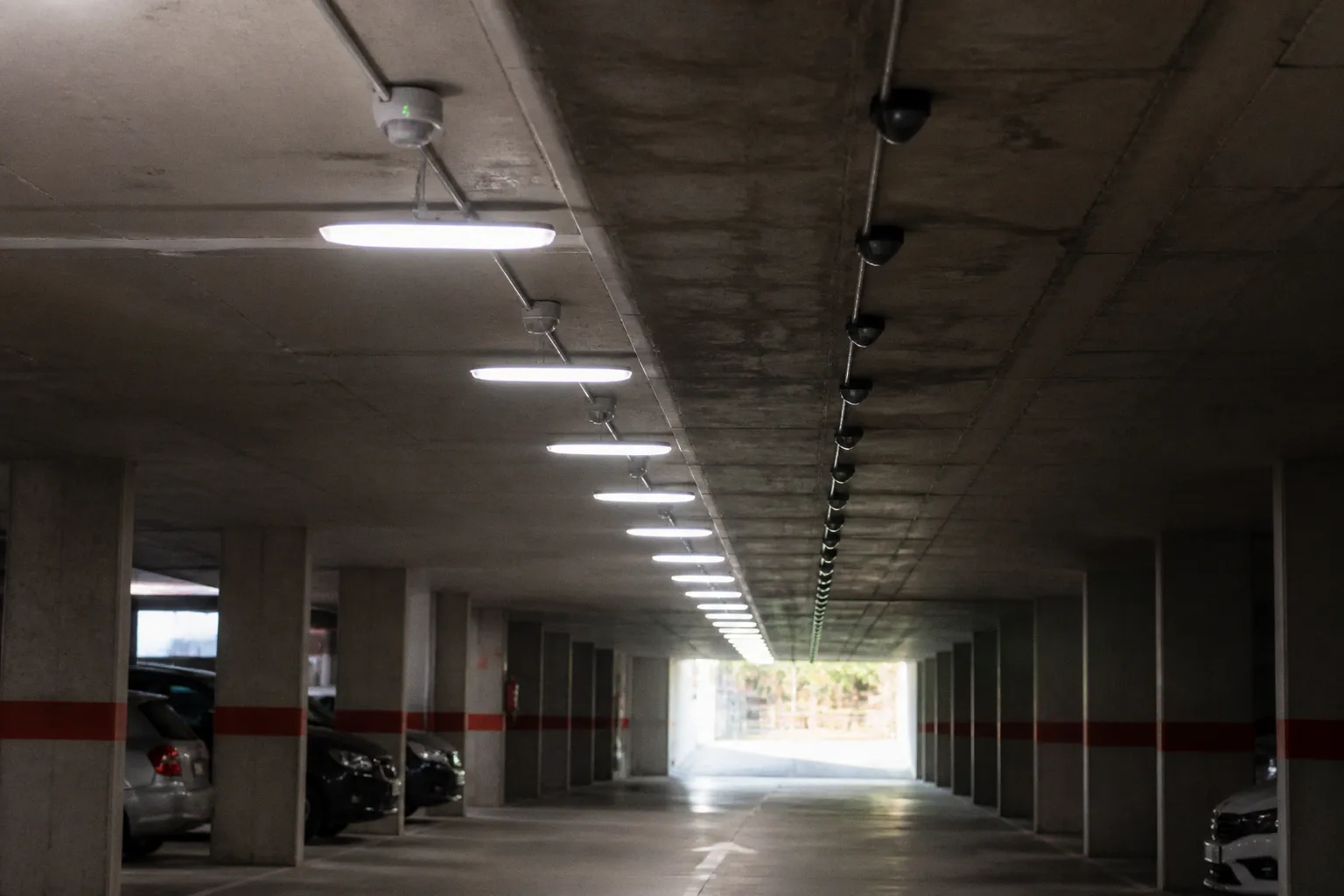 Sensores de movimiento: consumo led antes y después en garajes